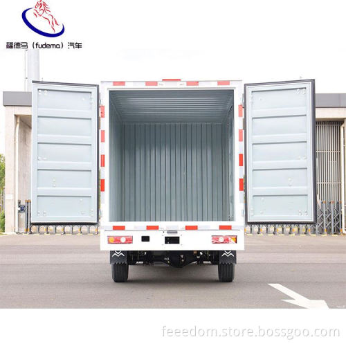 2023 Spot Electric Van Gio Handsomeship Electric Van  Permanent Magnet Synchronous Motor